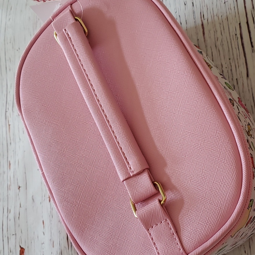 🆕️ SANRIO HELLO KITTY AND FRIENDS PINK MAKE-UP BAG 💕 - Picture 3 of 7